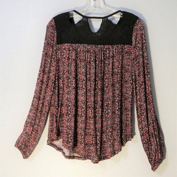 Jessica Simpson Tops - Host Pick 🎉NWT Jessica Simpson Blouse